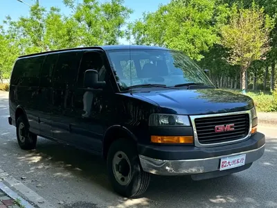 GMC Savana