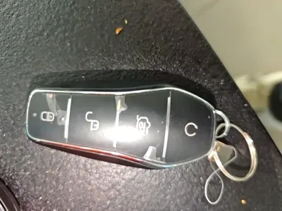 BYD 唐L