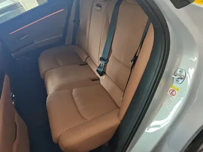 BYD 汉L