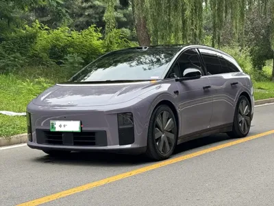 Li Auto 理想i6
