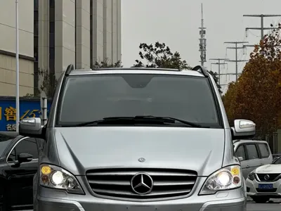 Mercedes-Benz Viano