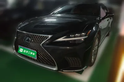 Lexus LS