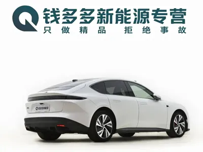 Nio ET5