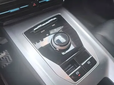 Roewe ei5