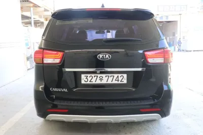 Kia Canival