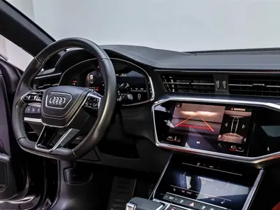 Audi A7L