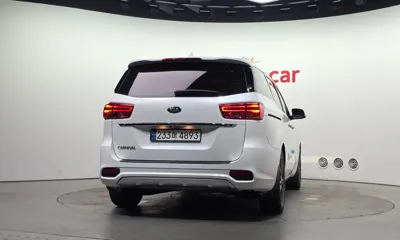 Kia Canival