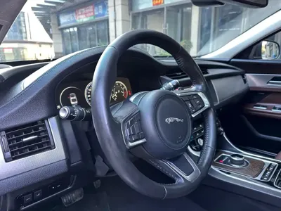 Jaguar XFL