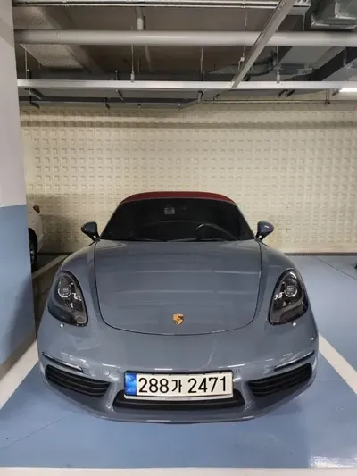 Porsche 718