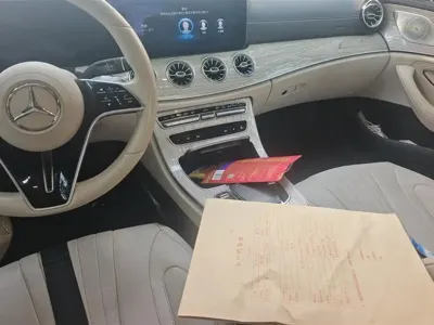 Mercedes-Benz CLS