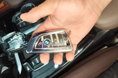 BMW iX3