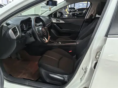 Mazda 3 Axela