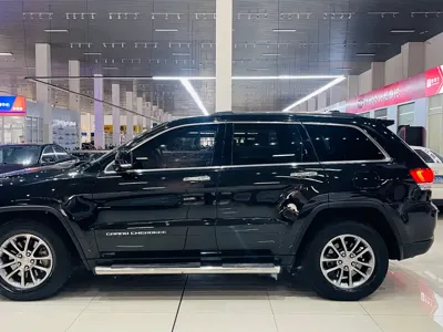 Jeep Grand Cherokee (Import)