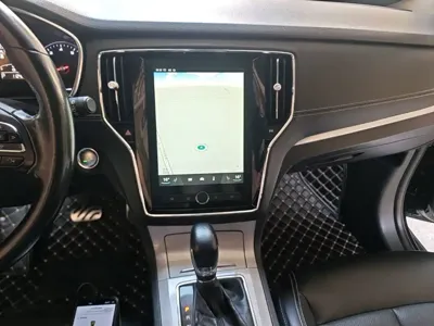 Roewe RX5