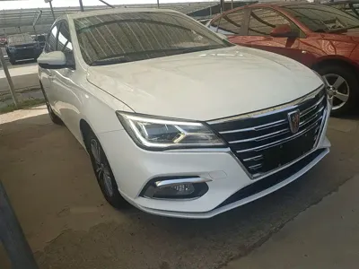 Roewe i5