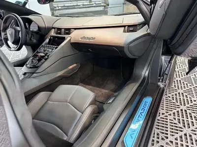 Lamborghini Aventador