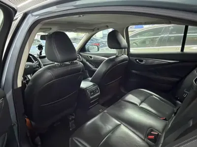 Infiniti Q50L