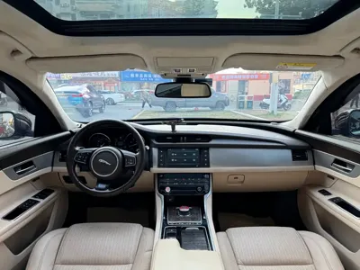 Jaguar XFL