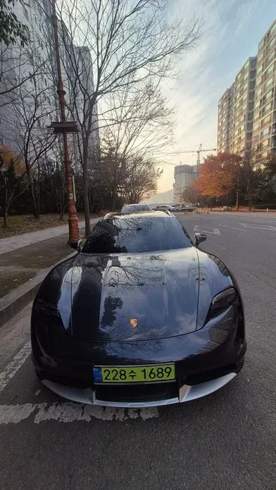 Porsche Taycan