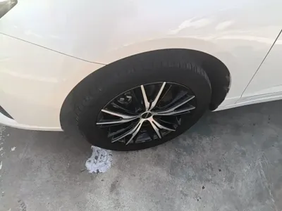 Roewe ei5