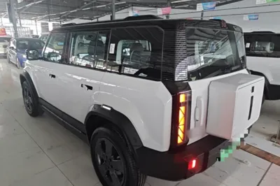 iCAR 03