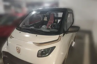 Baojun E200