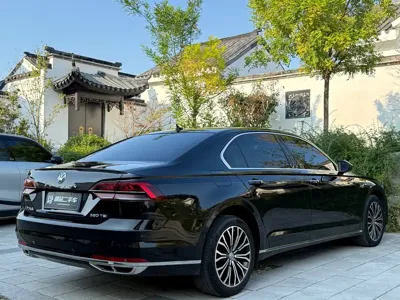 Volkswagen Phideon