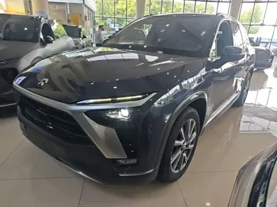 Nio ES8