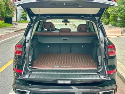 BMW X5 (Import)