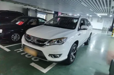 BYD S7