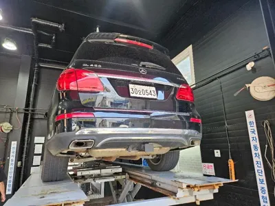 Mercedes-Benz GL-Class