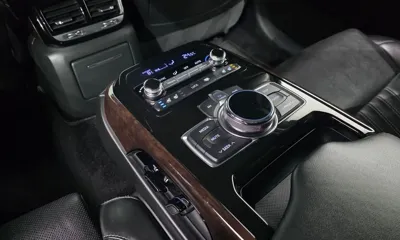 Genesis EQ900
