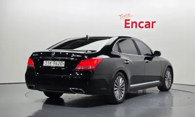 Hyundai Equus