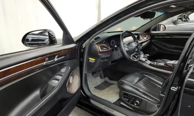 Genesis EQ900