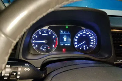 Hyundai Elantra (6th Generation