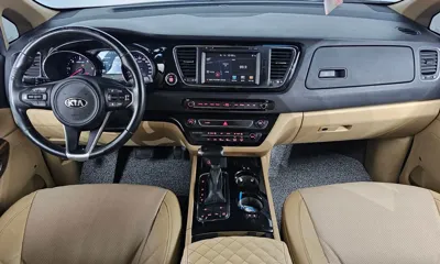Kia Canival