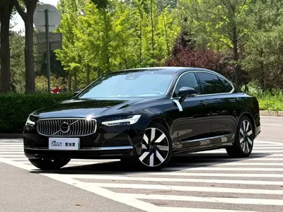 Volvo S90 PHEV