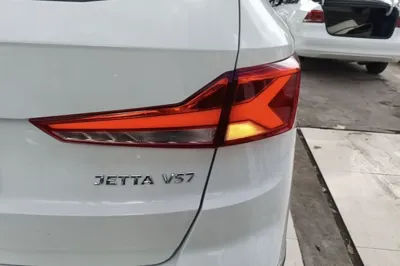 Jetta VS7