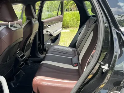 Geely Xingyue L
