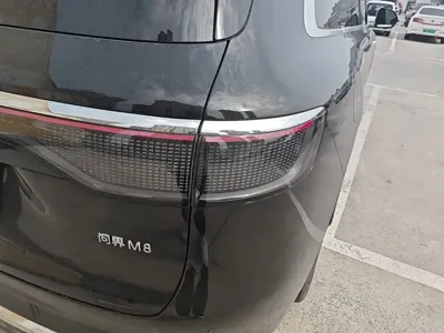 AITO 问界 AITO M8