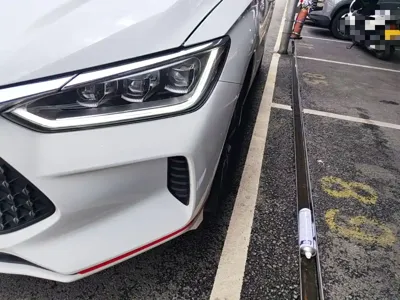 BYD e2