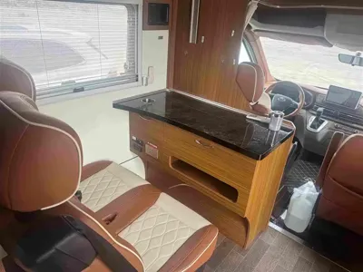大通 V90 RV
