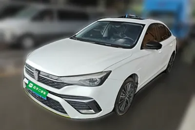 Roewe i5