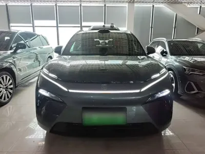BYD 唐L