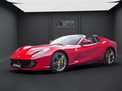 Ferrari 812