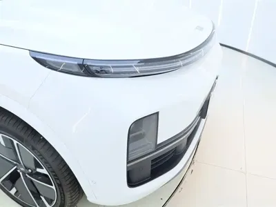 Li Auto Li L8