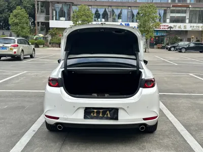 Mazda 3 Axela