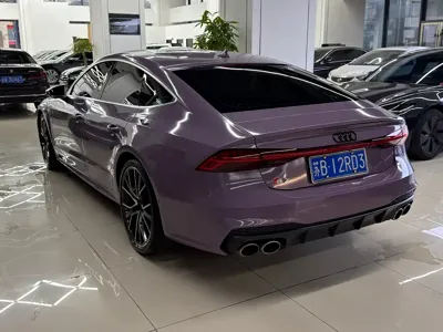 Audi S7