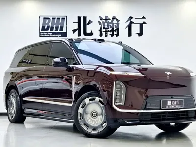 Nio ES9