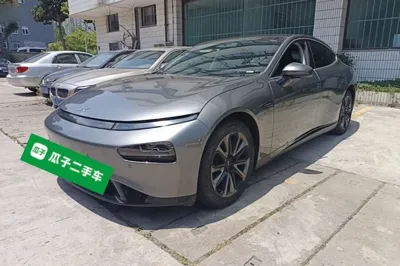 Xpeng P7